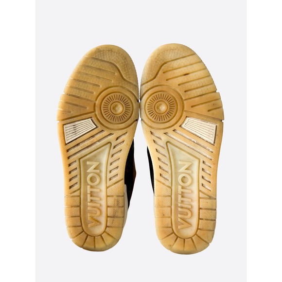 Louis Vuitton Brown Suede Monogram Trainers - Picture 5 of 8